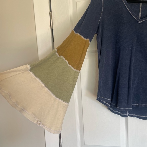 Free People - Picture 3 of 3